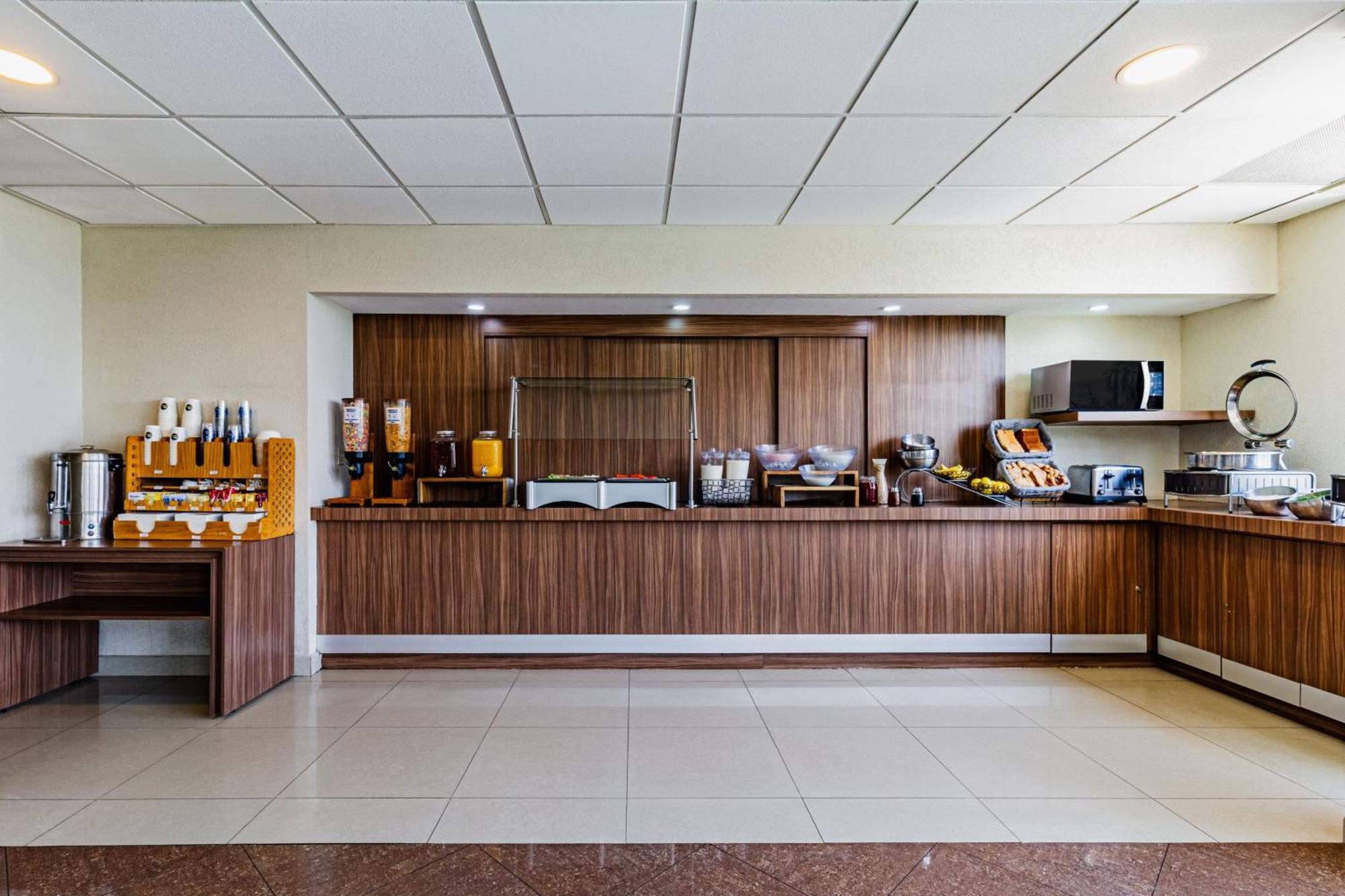City Express By Marriott Tuxtla Gutierrez Tuxtla Gutiérrez Exterior foto